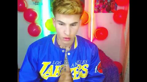 Snapshot of estrellita__jordan chatting on 02-14-25, 12:41 JORDAN online show from 02-14-25, 12:41