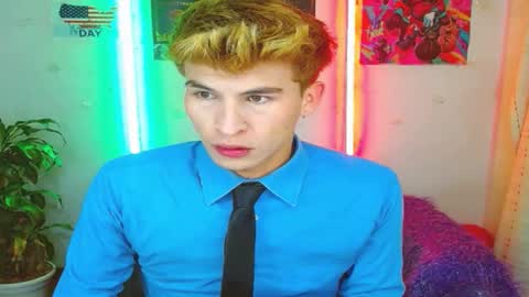 Snapshot of estrellita__jordan chatting on 03-08-25, 08:55 JORDAN online show from 03-08-25, 08:55