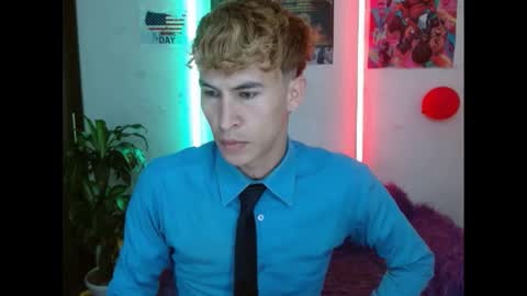 Snapshot of estrellita__jordan chatting on 03-12-25, 11:53 JORDAN online show from 03-12-25, 11:53