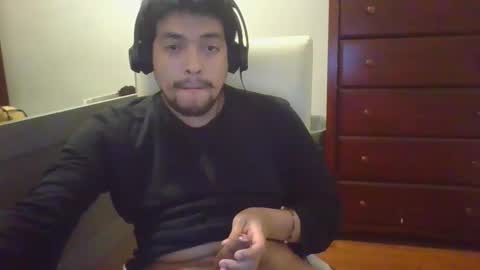 Snapshot of etceteraexx chatting on 12-14-24, 07:18 etceteraexx online show from 12-14-24, 07:18