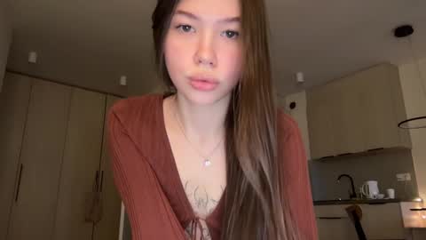 nika 3 online show from 02-23-25, 03:18