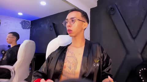 ethaancox online show from 02-05-25, 05:41