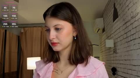 Snapshot of ethalhatchell chatting on 10-29-25, 06:09 Elsa online show from 10-29-25, 06:09