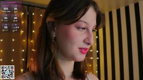 Snapshot of ethalhatchell chatting on 12-03-25, 06:06 Elsa online show from 12-03-25, 06:06