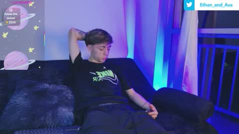 Snapshot of ethan_and_ava chatting on 10-16-25, 02:34 ethan and ava online show from 10-16-25, 02:34