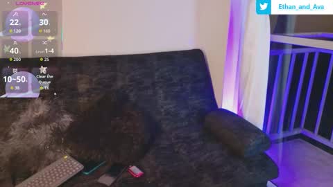 Snapshot of ethan_and_ava chatting on 11-09-25, 02:21 ethan and ava online show from 11-09-25, 02:21