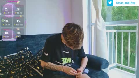 Snapshot of ethan_and_ava chatting on 11-15-25, 01:07 ethan and ava online show from 11-15-25, 01:07