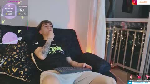 Snapshot of ethan_and_ava chatting on 12-05-25, 02:09 ethan and ava online show from 12-05-25, 02:09