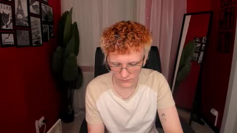 Snapshot of ethan_miltons chatting on 11-30-25, 11:03 Ethan online show from 11-30-25, 11:03