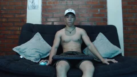 Ethan Noir online show from 01-21-25, 01:18