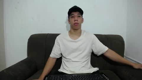 Ethan Noir online show from 02-12-25, 06:19