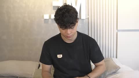 ethan_occonor online show from 10-19-25, 06:41