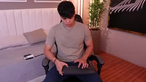 ethan_occonor online show from 10-23-25, 12:59