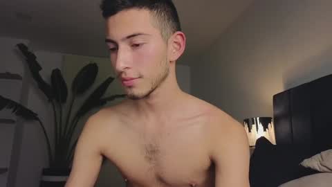 Snapshot of ethan_skiny_ chatting on 01-20-25, 03:15 Joan online show from 01-20-25, 03:15