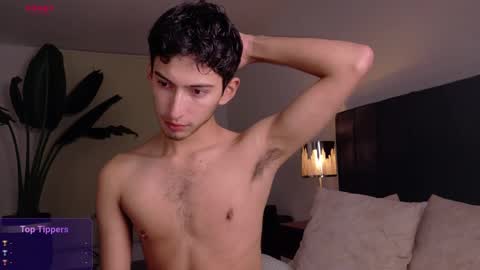 Snapshot of ethan_skiny_ chatting on 09-09-25, 04:01 Joan online show from 09-09-25, 04:01