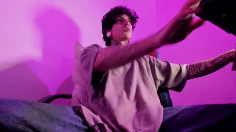 Ethan sykes online show from 09-21-25, 03:19