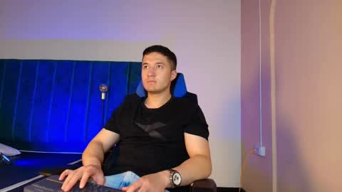 Snapshot of ethanconnor_ chatting on 10-16-25, 12:17 ethanconnor_ online show from 10-16-25, 12:17