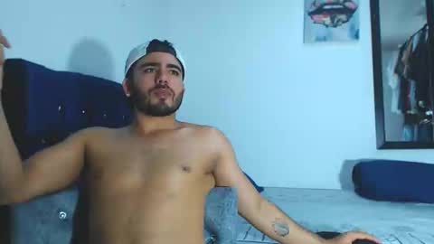 Snapshot of ethanhairy chatting on 01-27-25, 08:17 Ethan online show from 01-27-25, 08:17