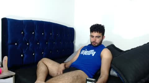 Snapshot of ethanhairy chatting on 02-01-25, 06:08 Ethan online show from 02-01-25, 06:08