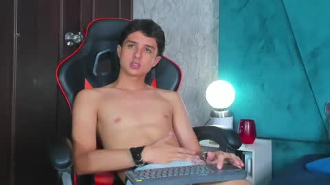 ethanlowell online show from 01-27-25, 03:37