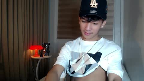 Rey online show from 12-16-25, 07:13