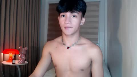 Rey online show from 03-15-26, 04:57