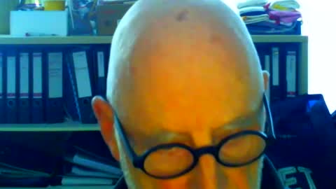 Snapshot of etonne chatting on 12-06-24, 12:05 etonne online show from 12-06-24, 12:05