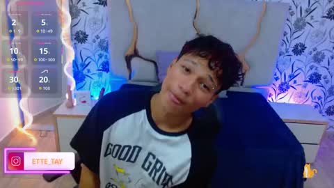 Snapshot of ette_tay chatting on 09-10-25, 03:06 ette online show from 09-10-25, 03:06