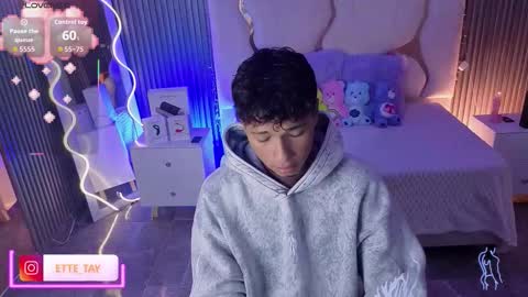 ette online show from 02-03-26, 03:15