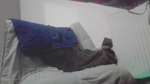 Snapshot of eunile chatting on 11-01-25, 06:32 eunile online show from 11-01-25, 06:32