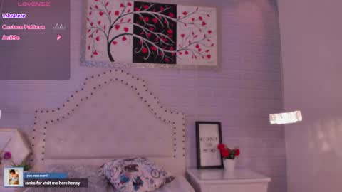  Eurekaa  online show from 10-15-25, 05:07