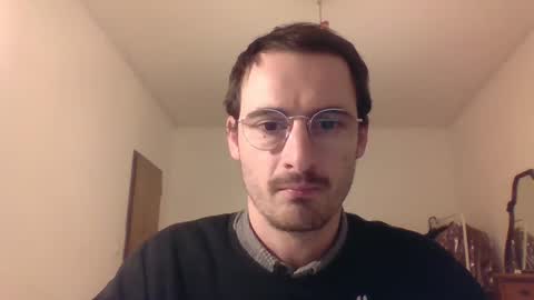 Snapshot of europe_bang chatting on 01-14-25, 10:34 Andrea online show from 01-14-25, 10:34