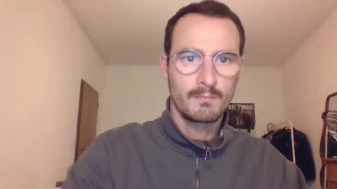 Snapshot of europe_bang chatting on 11-17-25, 05:19 Andrea online show from 11-17-25, 05:19