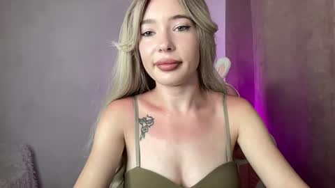 Eva online show from 06-13-26, 03:43