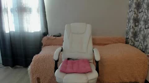 Eva online show from 02-03-26, 07:57