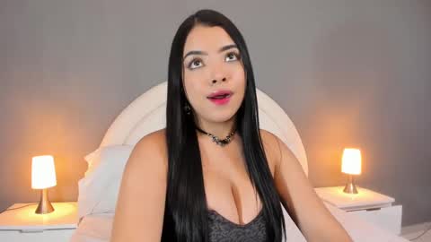 Snapshot of eva_bigboobs_ chatting on 02-26-25, 02:57 EVA  online show from 02-26-25, 02:57