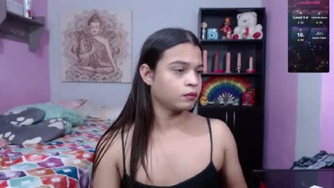 Snapshot of eva_camila chatting on 01-29-25, 12:22 Eva Ferreira online show from 01-29-25, 12:22