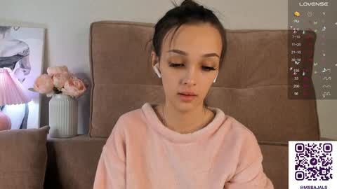 Eva online show from 01-31-25, 01:22