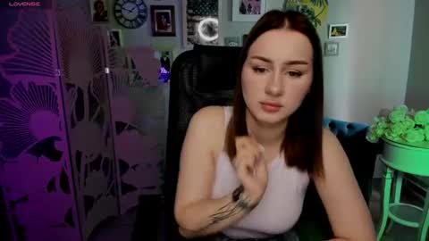 Eva online show from 06-14-26, 05:42
