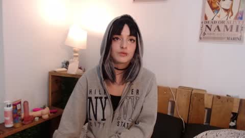 E V A online show from 12-04-24, 02:20