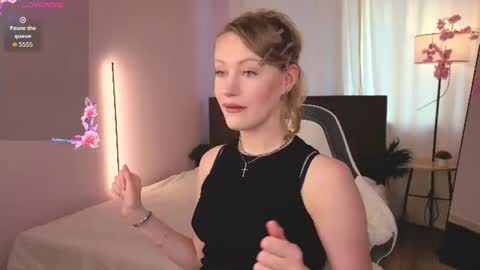 eva hamilton online show from 07-27-26, 11:56