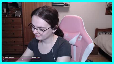 Snapshot of eva_katt chatting on 02-01-25, 02:13 Gamer Katt online show from 02-01-25, 02:13
