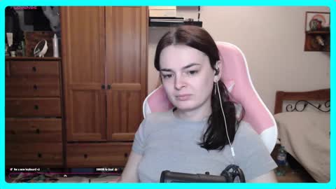 Snapshot of eva_katt chatting on 02-10-25, 12:39 Gamer Katt online show from 02-10-25, 12:39