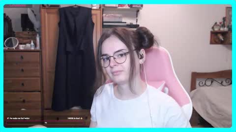 Snapshot of eva_katt chatting on 02-17-25, 10:40 Gamer Katt online show from 02-17-25, 10:40