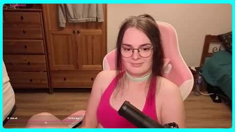 Snapshot of eva_katt chatting on 10-08-25, 10:07 Gamer Katt online show from 10-08-25, 10:07