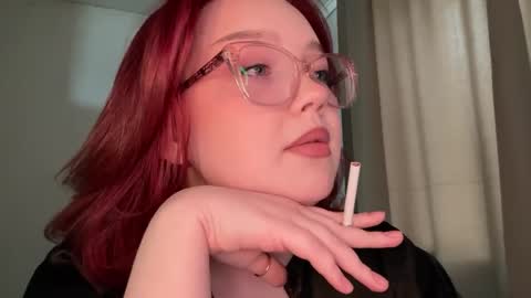 Snapshot of eva_kittenn chatting on 05-12-26, 01:41 eva_kittenn online show from 05-12-26, 01:41