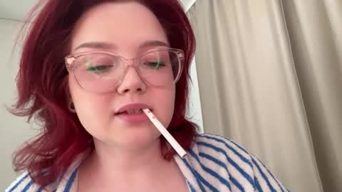 Snapshot of eva_kittenn chatting on 06-13-26, 01:31 eva_kittenn online show from 06-13-26, 01:31