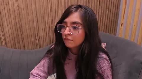 Angelinne online show from 01-30-25, 06:13