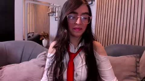 Angelinne online show from 10-12-25, 04:33
