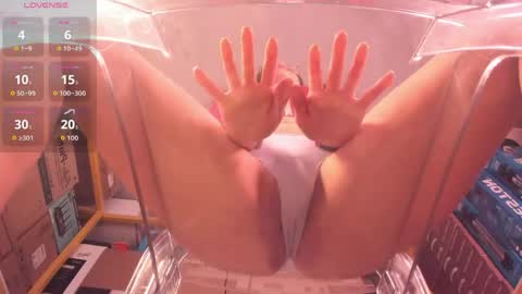 Snapshot of eva_mark chatting on 05-30-26, 11:40 Eva online show from 05-30-26, 11:40